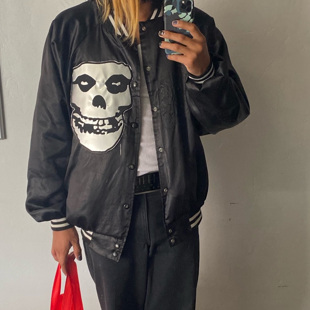 VINTAGE BLACK MISFITS EMBROIDERED VARSITY JACKET